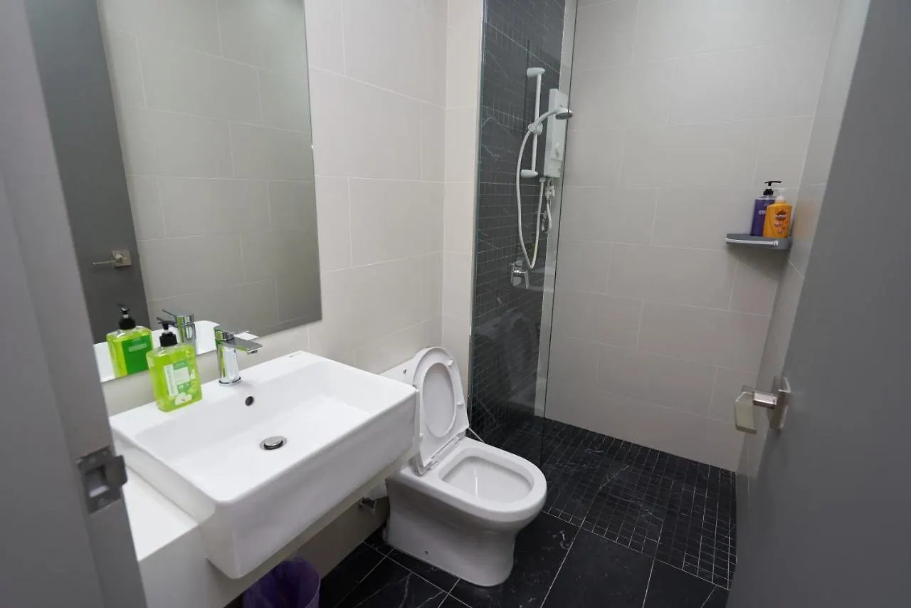 ג'ורג' טאון Beacon Executive Suites #Cozyfamilystay #Rooftoppool #13 0*, ג'ורג' טאון מלזיה